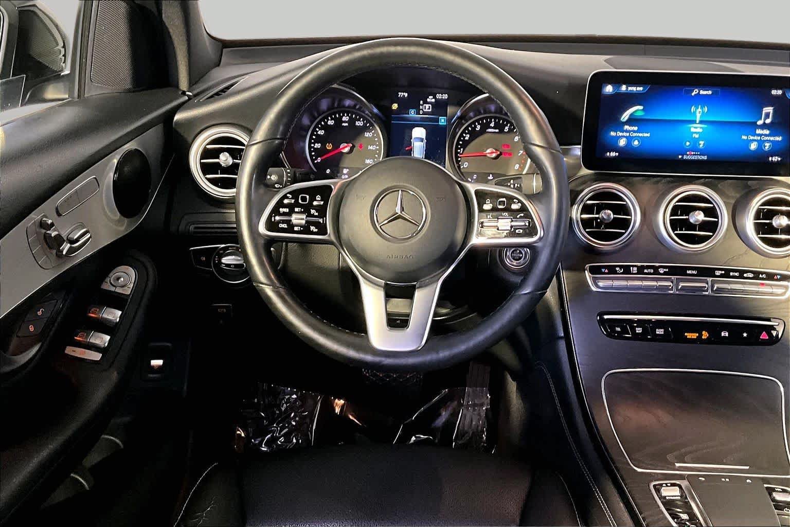 Used 2020 Mercedes-Benz GLC 300 4MATIC image 6