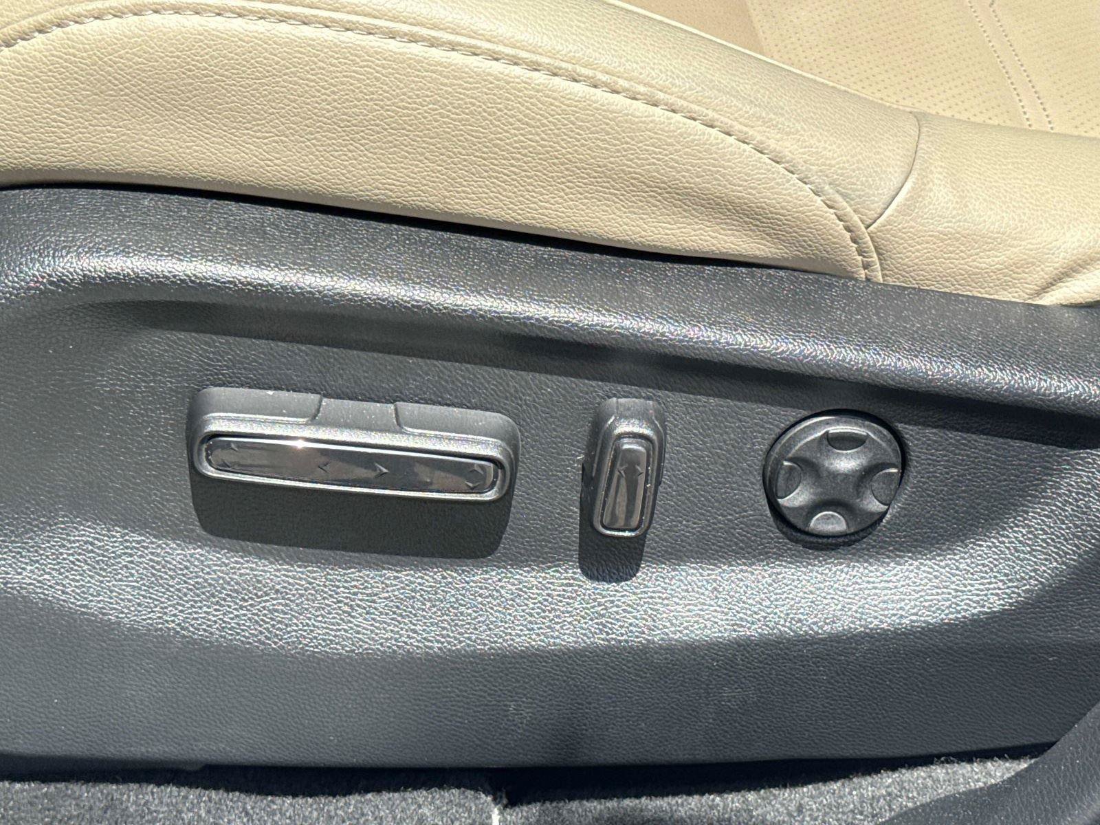 Certified 2020 Honda CR-V Touring image 23