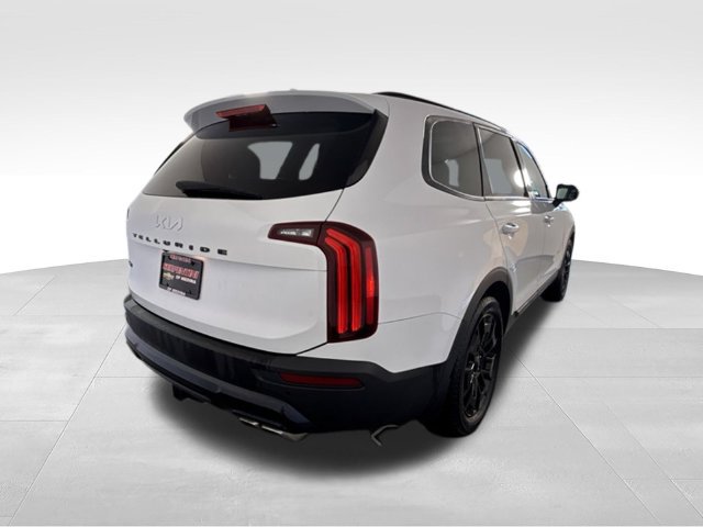 Used 2022 Kia Telluride SX w/ Nightfall Edition Package AWD/4WD image 9