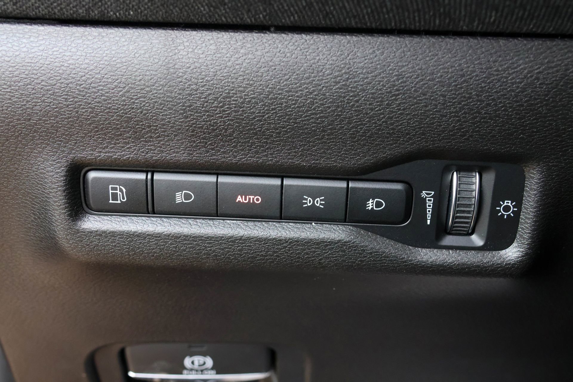 New 2026 Jeep Cherokee Laredo image 29