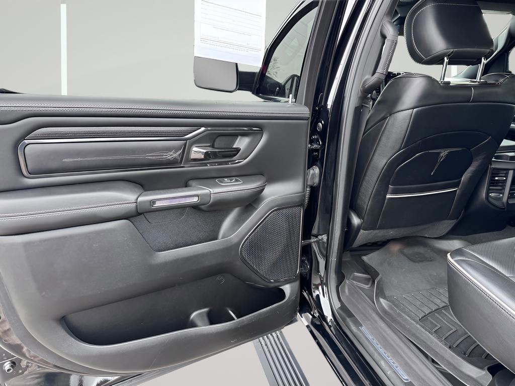 Used 2022 RAM 1500 Limited image 32