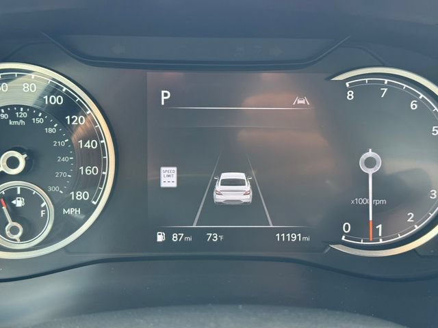 Used 2026 Genesis G70 2.5T RWD image 23