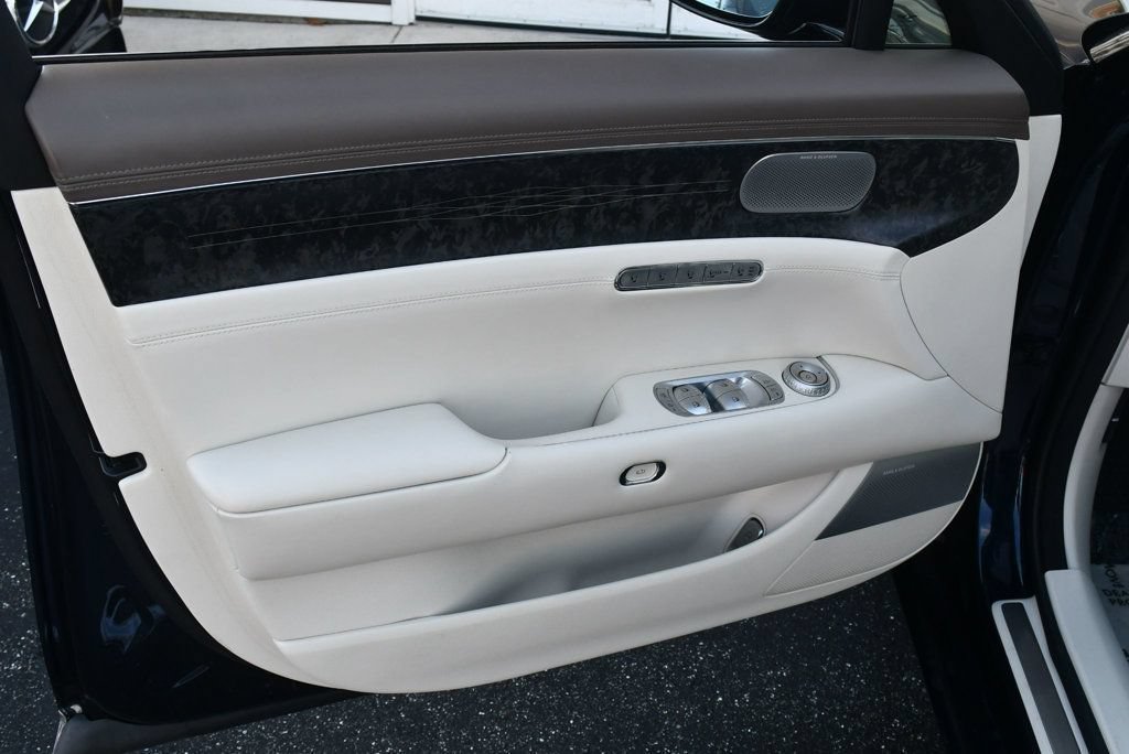 Used 2023 Genesis G90 3.5T AWD/4WD image 11