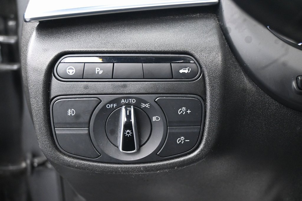 Used 2021 INFINITI QX50 Luxe w/ Appearance Package image 21