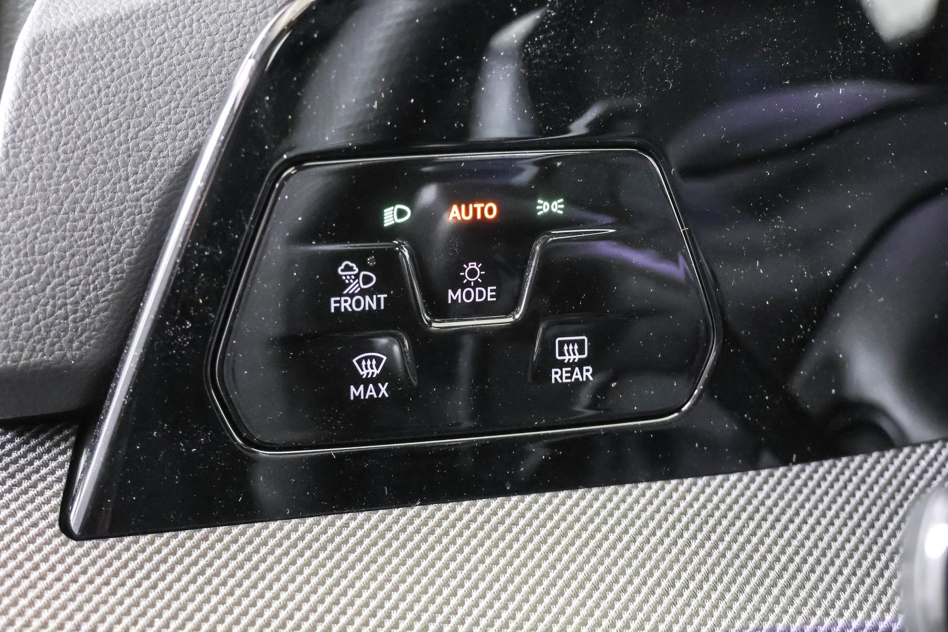 New 2026 Volkswagen Golf image 21