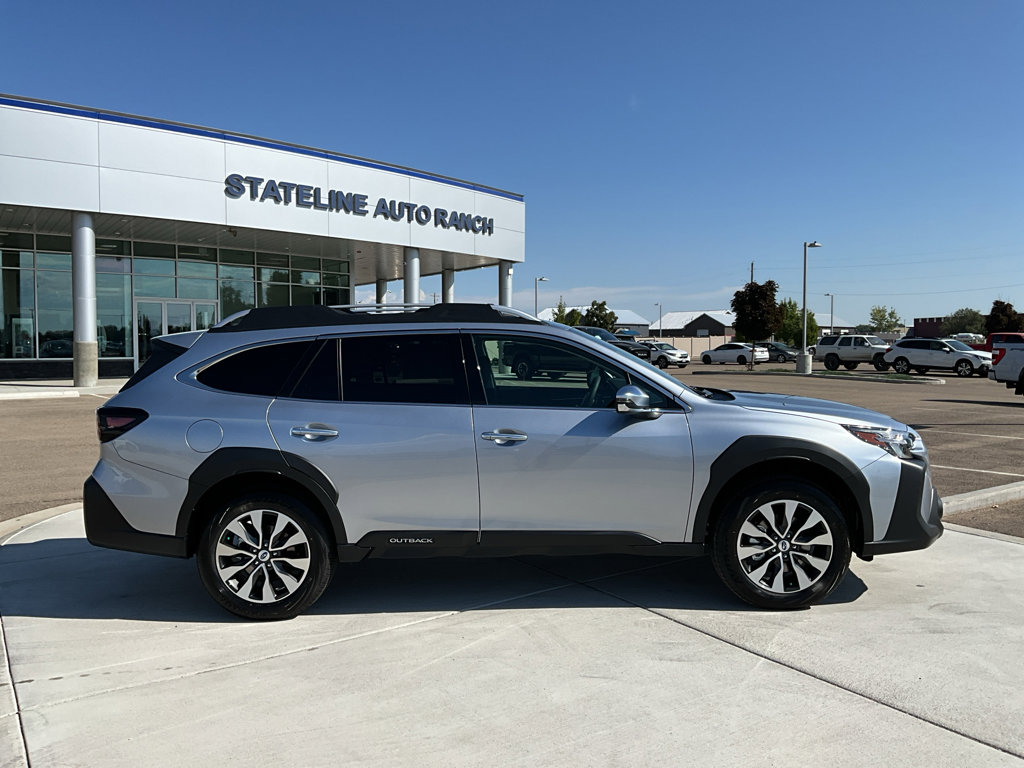 New 2025 Subaru Outback Touring XT image 2