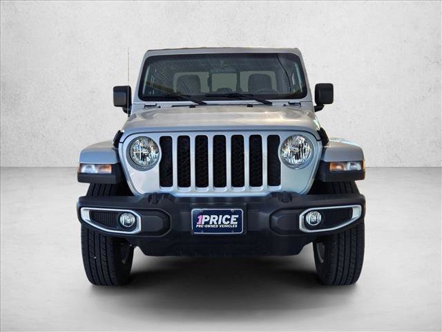 Used 2023 Jeep Gladiator Sport image 2
