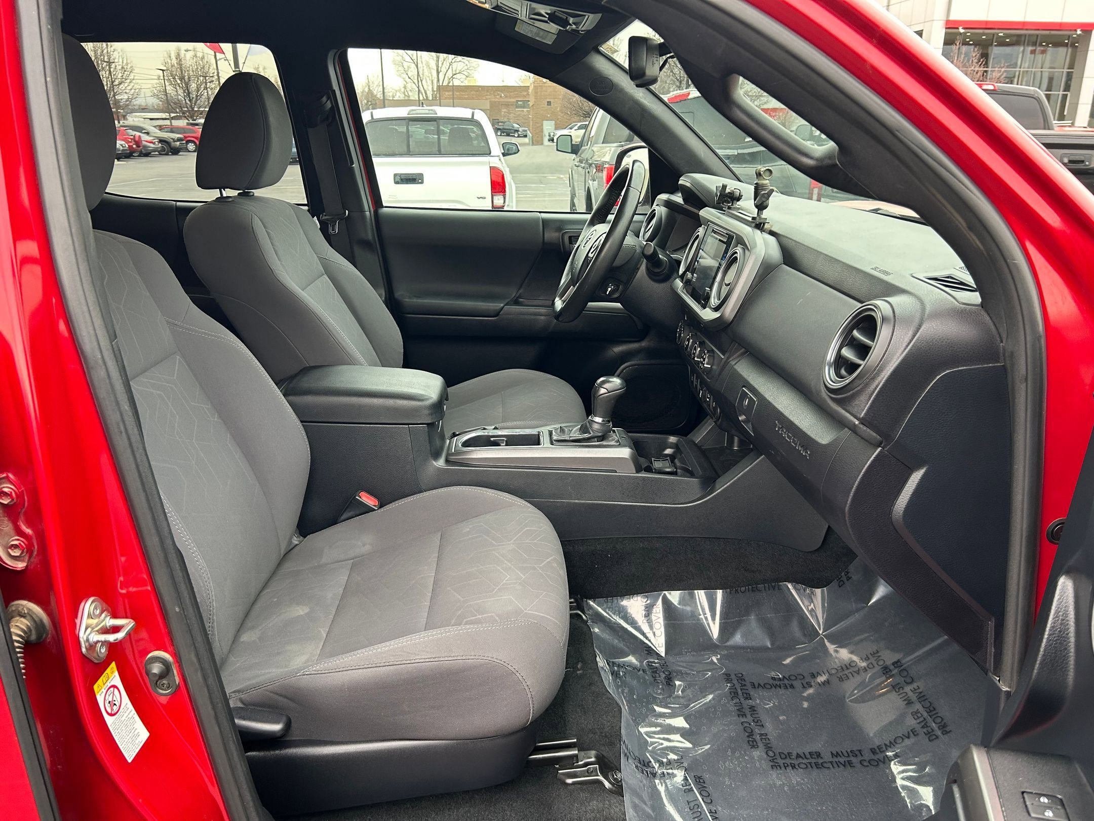 Certified 2019 Toyota Tacoma TRD Off-Road w/ Technology Package image 28