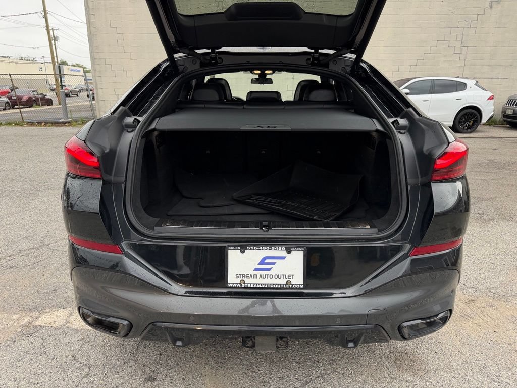 Used 2022 BMW X6 xDrive40i AWD/4WD image 14