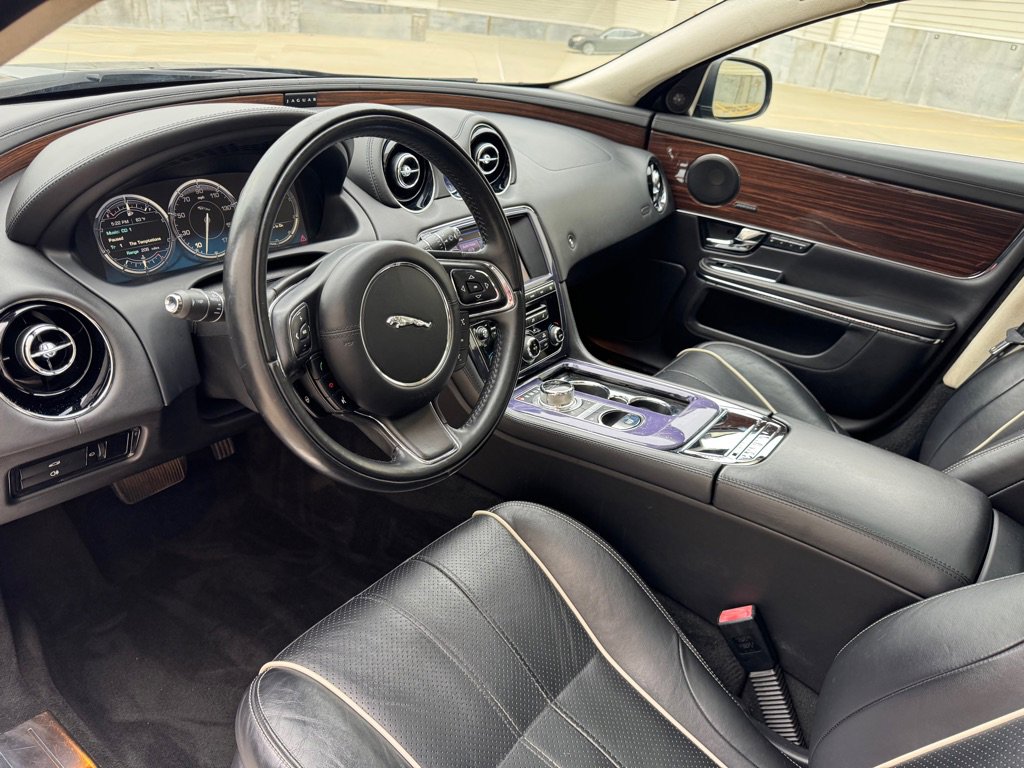 Used 2013 Jaguar XJ L Portfolio image 11