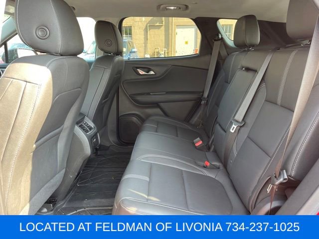 Used 2023 Chevrolet Blazer LT w/ Midnight/Sport Edition FWD image 9