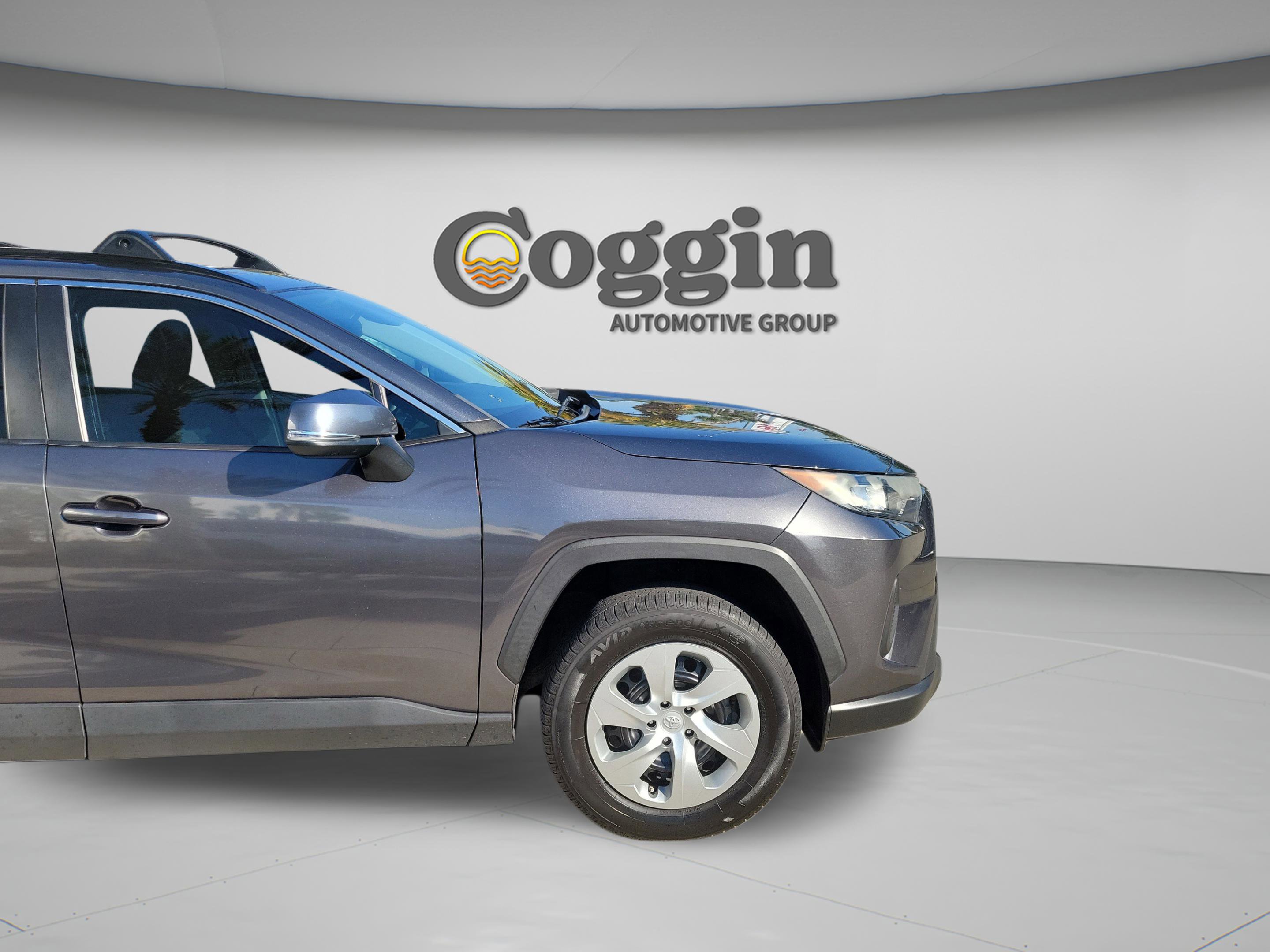 Used 2021 Toyota RAV4 LE AWD/4WD image 32