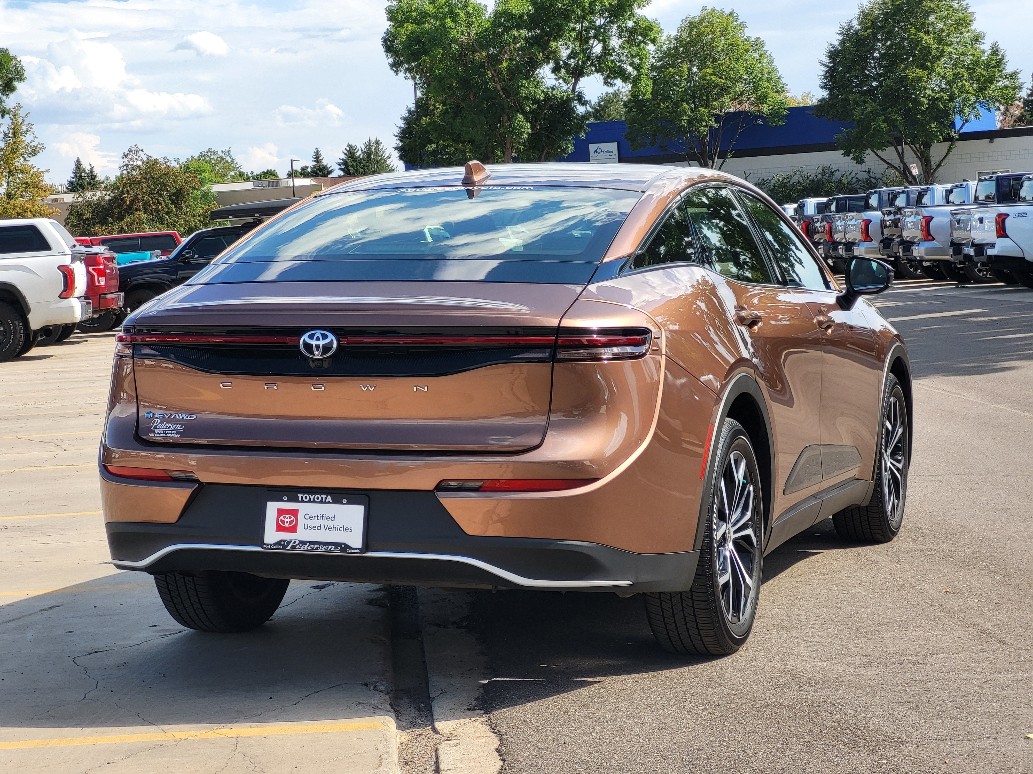 Certified 2026 Toyota Crown AWD/4WD image 2