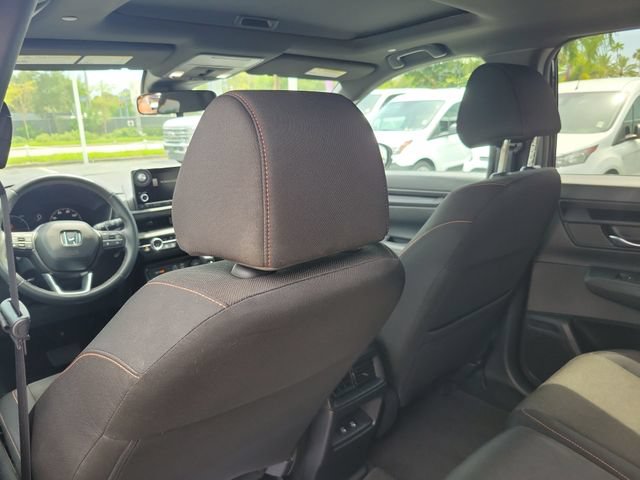 Used 2024 Honda CR-V Sport image 11