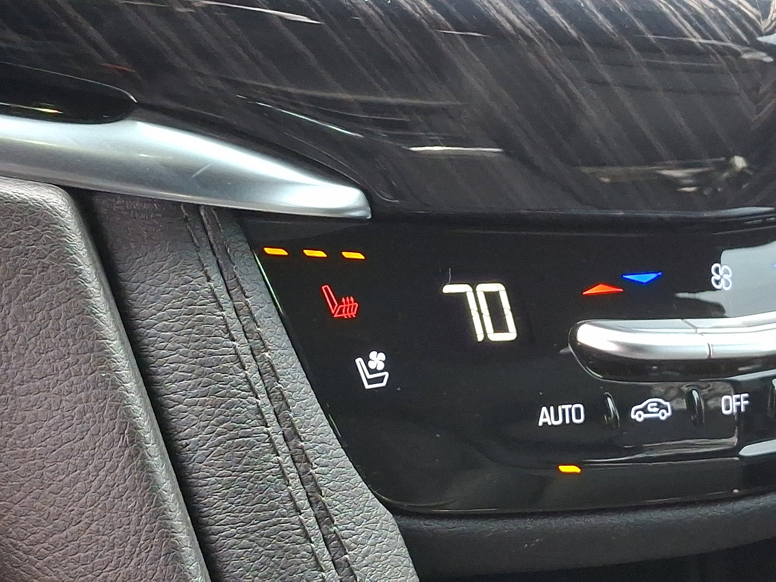 Used 2024 Cadillac XT6 Premium Luxury w/ Technology Package image 28