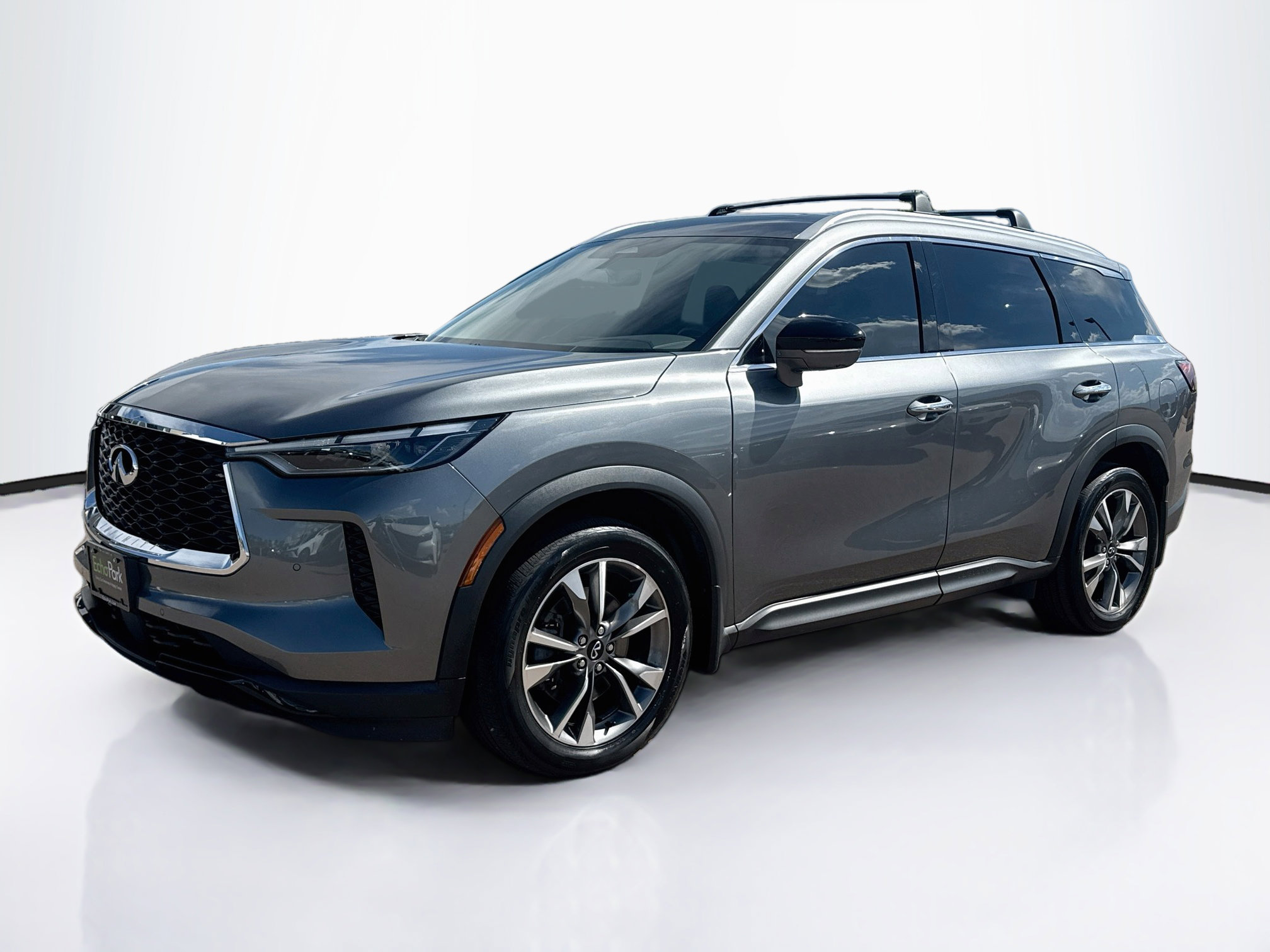 Used 2023 INFINITI QX60 Luxe w/ Cargo Package AWD/4WD image 3