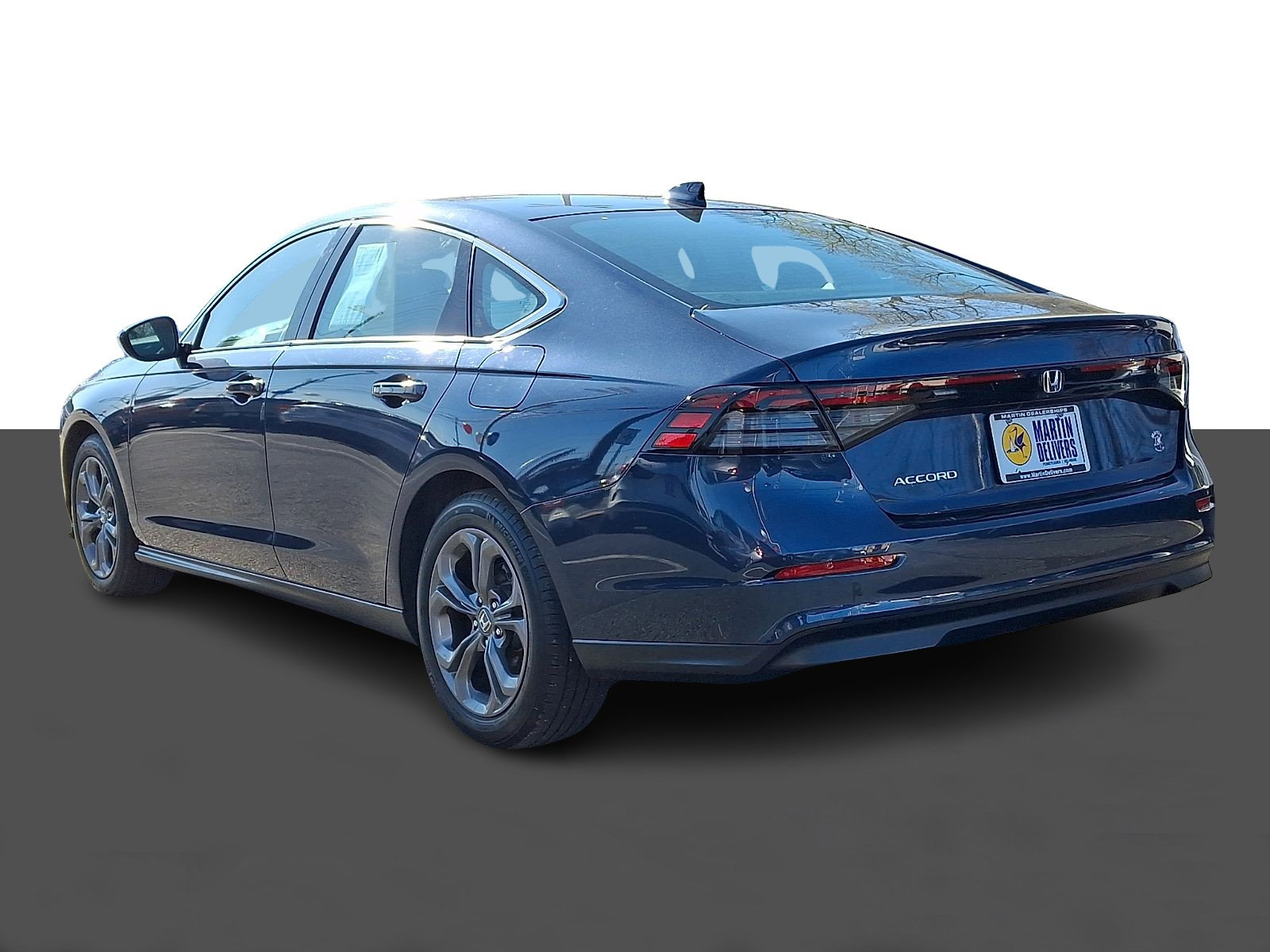 Certified 2024 Honda Accord EX image 4