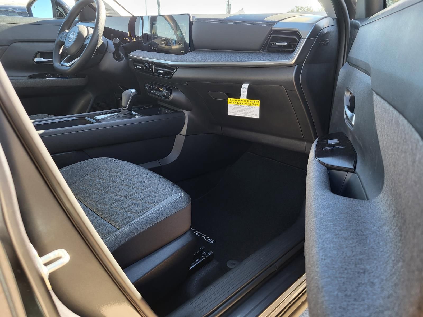 New 2026 Nissan Kicks SV image 13