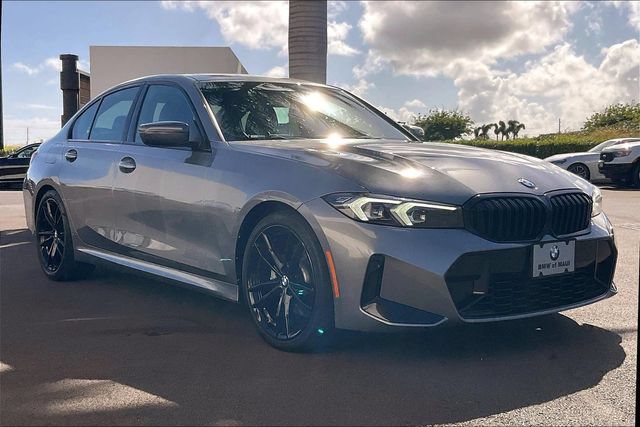 Used 2023 BMW 330i Sedan w/ M Sport Package RWD image 2