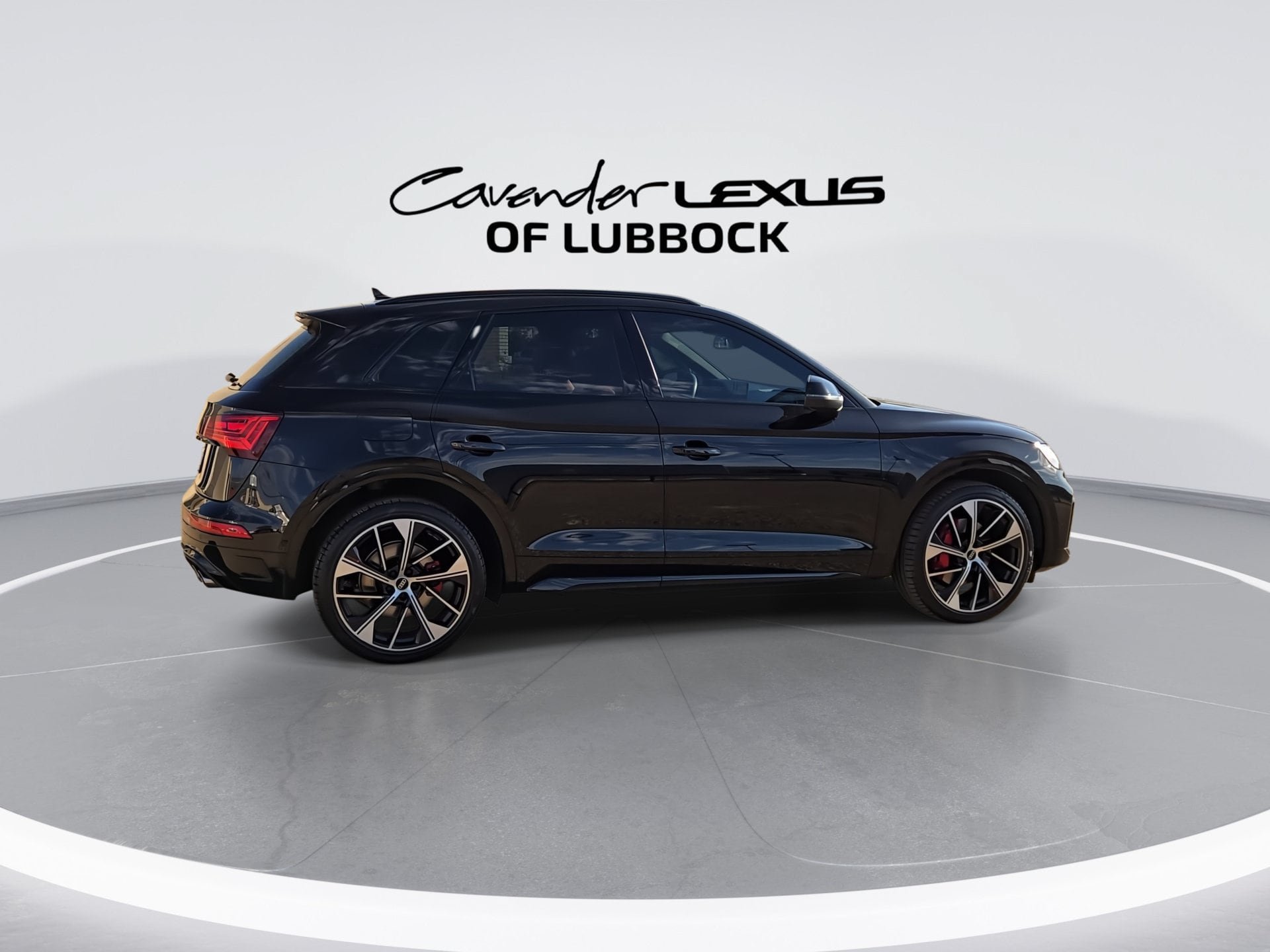Used 2024 Audi SQ5 Prestige AWD/4WD image 9