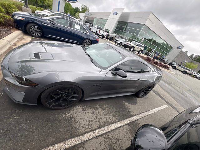 Used 2022 Ford Mustang GT Premium w/ Black Accent Package RWD image 1