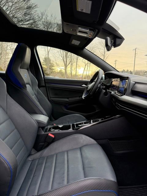 Used 2024 Volkswagen Golf R image 17
