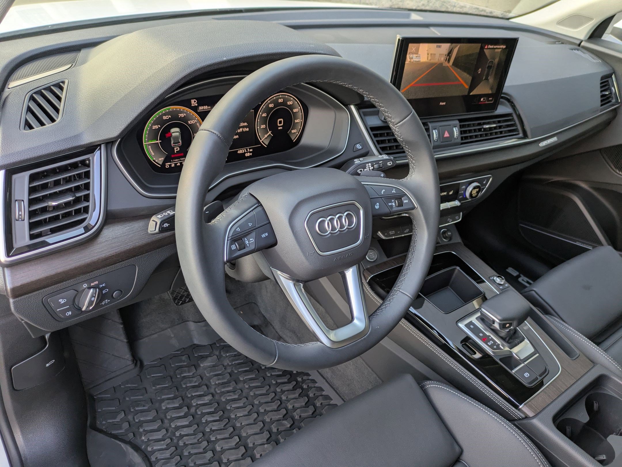 Certified 2024 Audi Q5 e Premium Plus w/ Premium Plus Package image 12