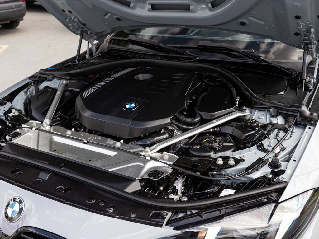 Used 2025 BMW 440i xDrive Coupe w/ Premium Package AWD/4WD image 23