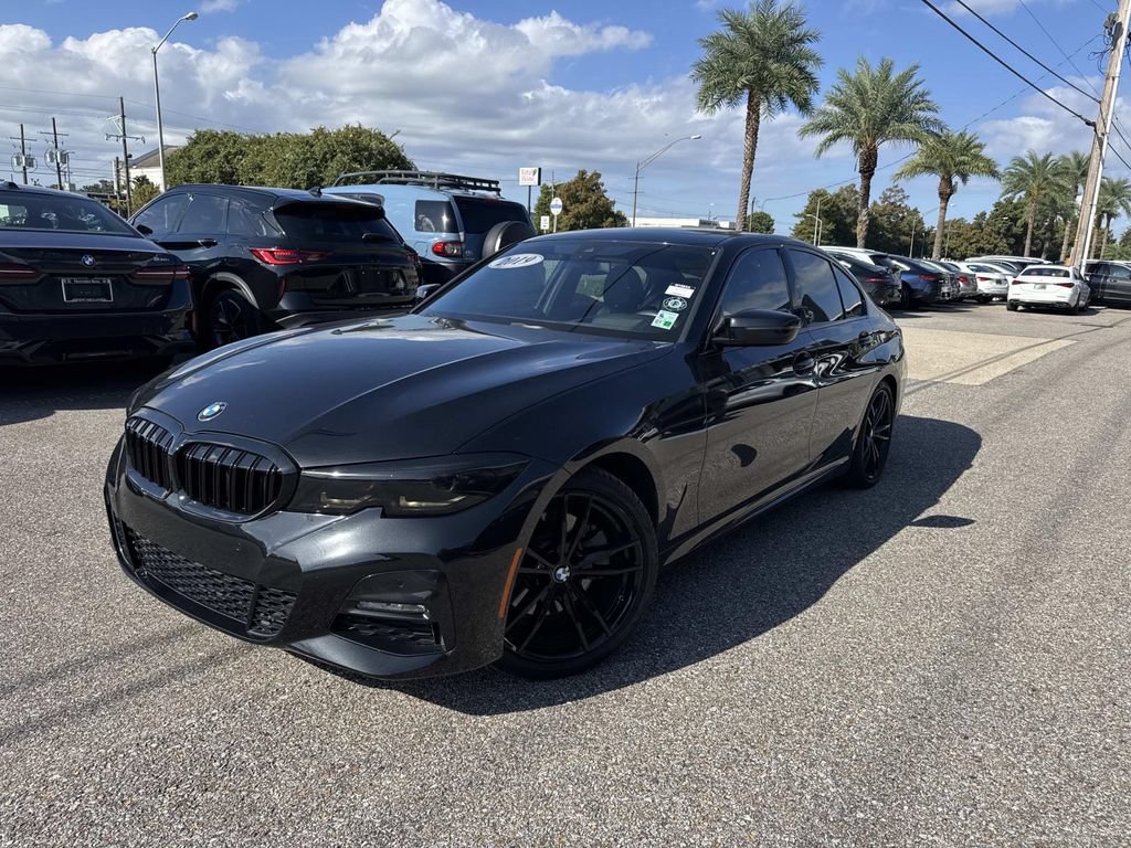Used 2019 BMW 330i Sedan w/ M Sport Package RWD image 3