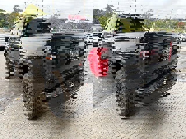 New 2026 GMC Canyon Elevation w/ Convenience Package image 7