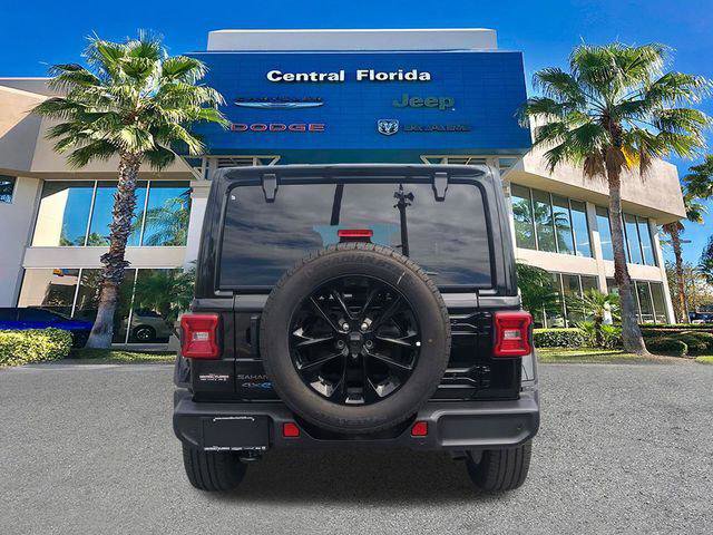 Certified 2025 Jeep Wrangler Unlimited Sahara w/ Safety Group image 6