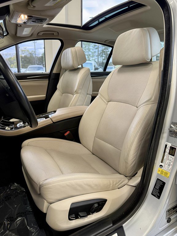 Used 2015 BMW 535i Sedan image 13