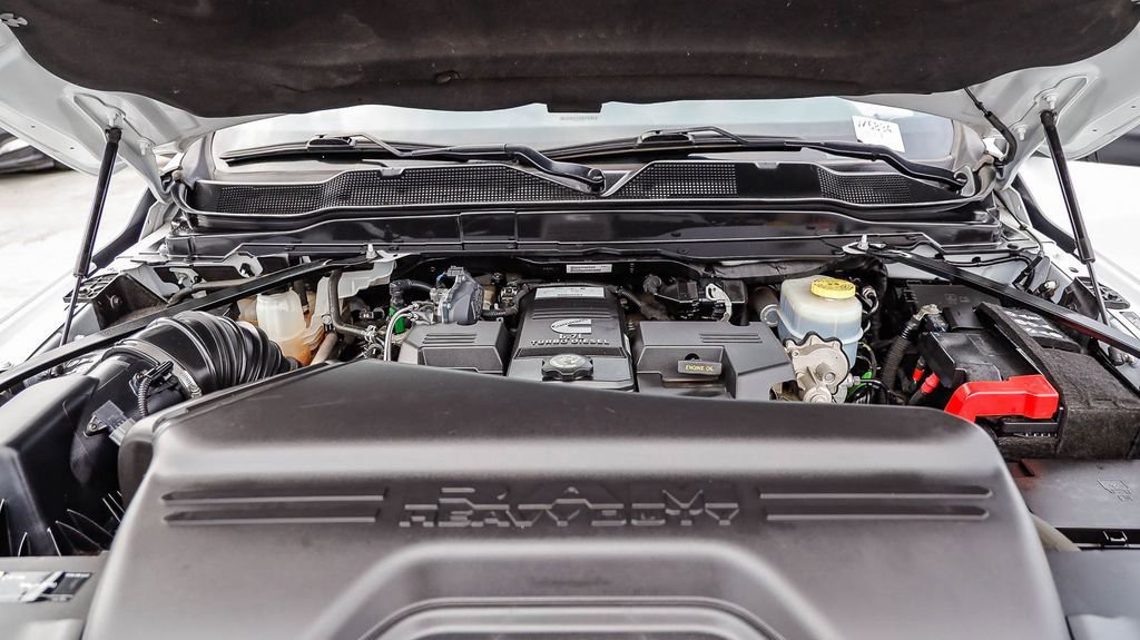 Used 2021 RAM 2500 Big Horn image 31