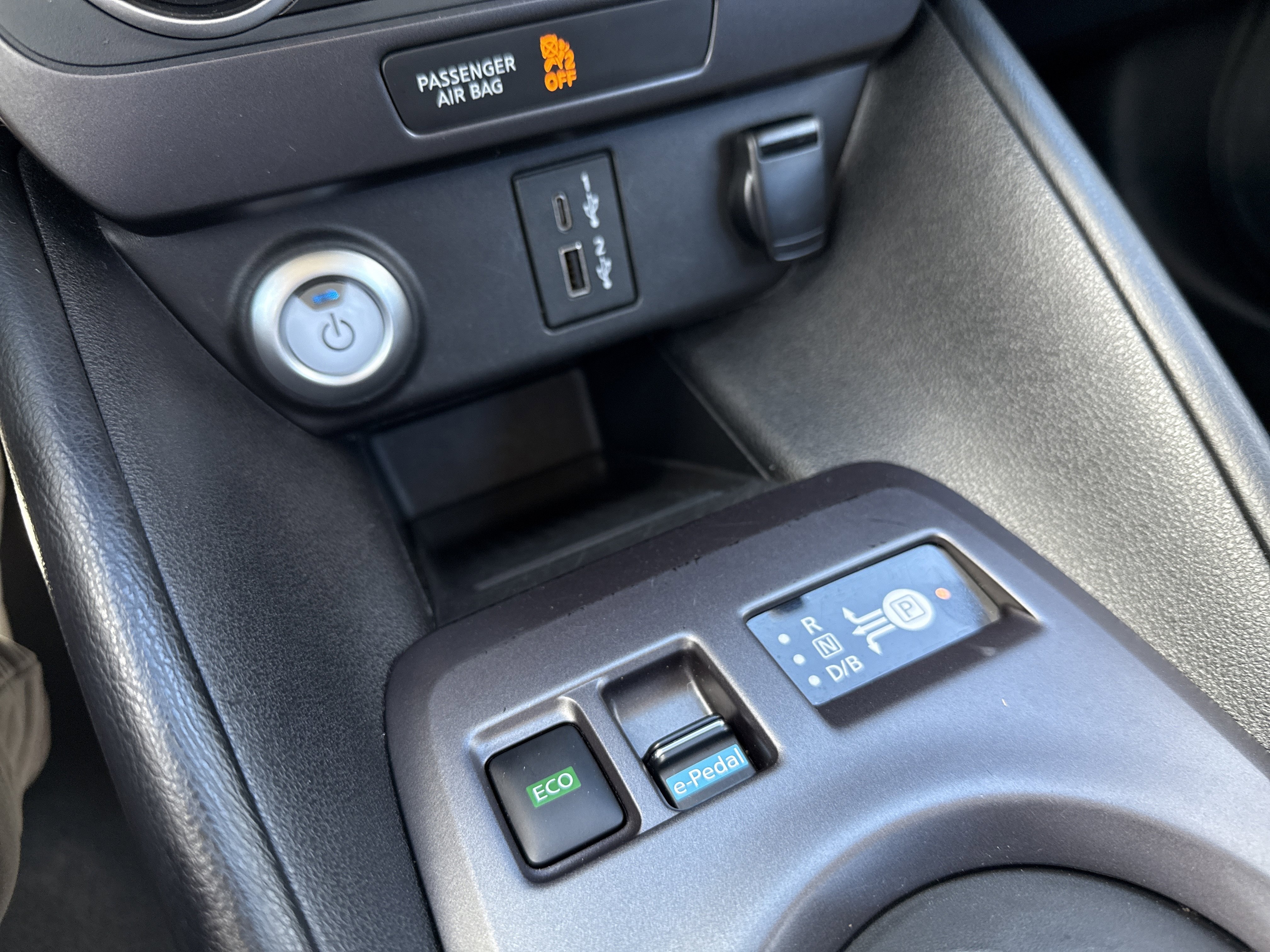 Certified 2023 Nissan Leaf S image 16