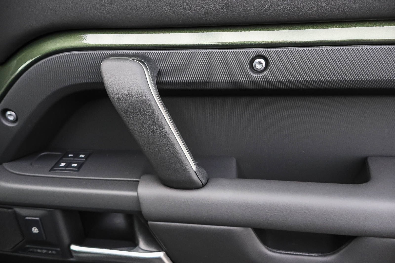 New 2026 Land Rover Defender 110 S AWD/4WD image 18