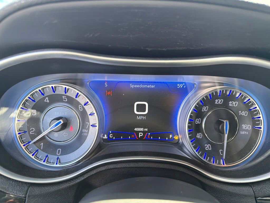 Used 2021 Chrysler 300 S w/ S Model Appearance Package RWD image 11