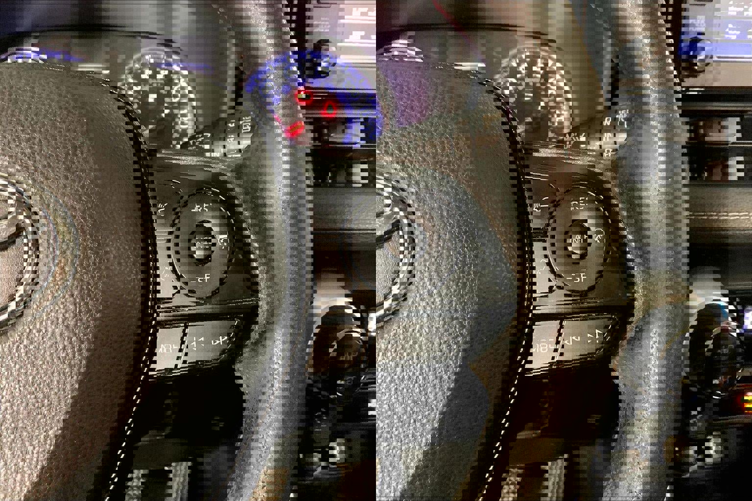 Used 2019 Toyota RAV4 XLE image 19