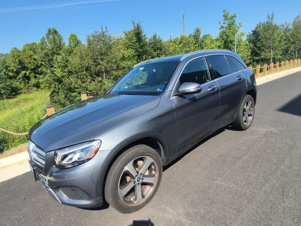 Used 2018 Mercedes-Benz GLC 300 4MATIC image 1