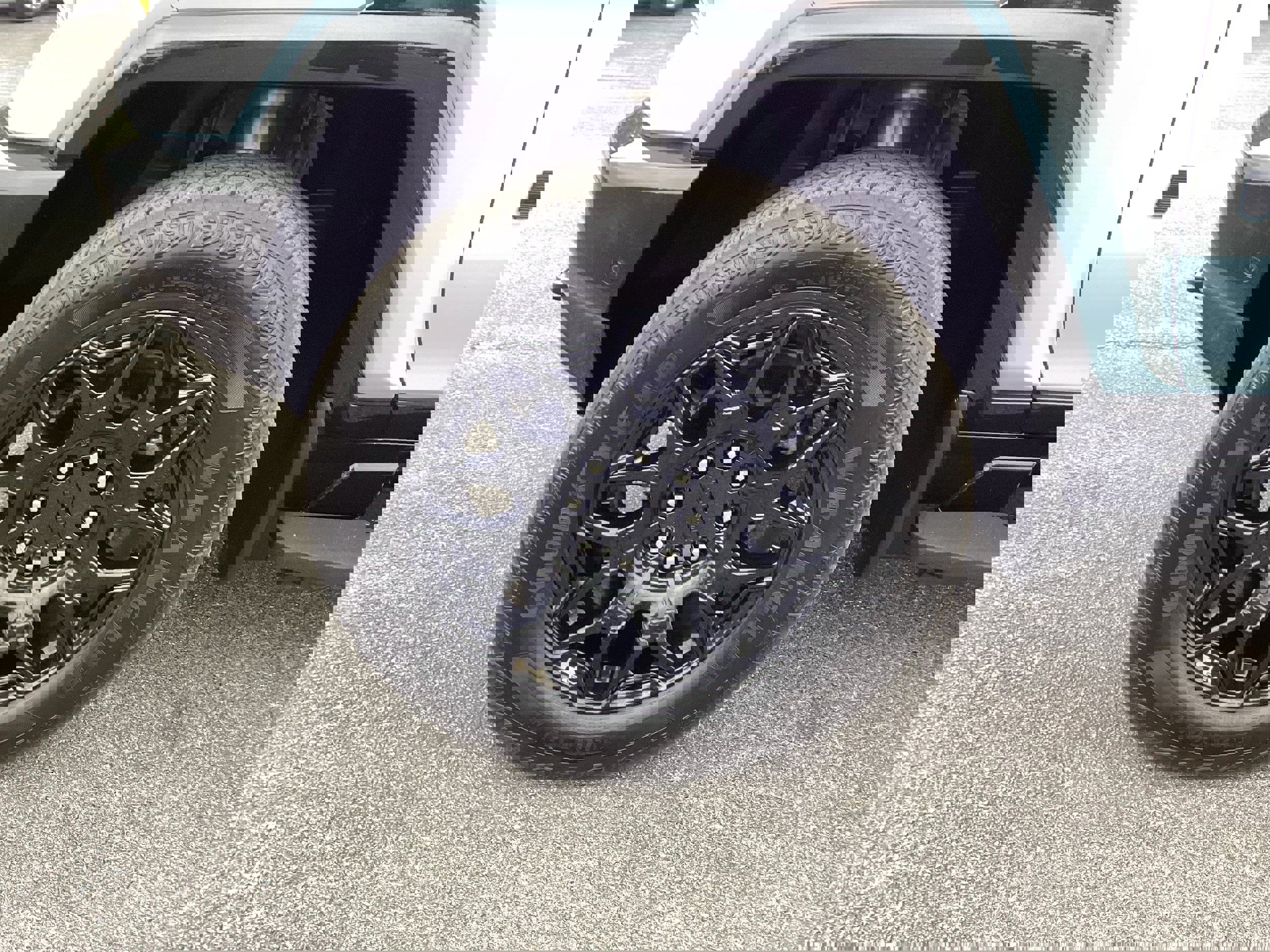 Used 2025 GMC Hummer EV 2X image 9