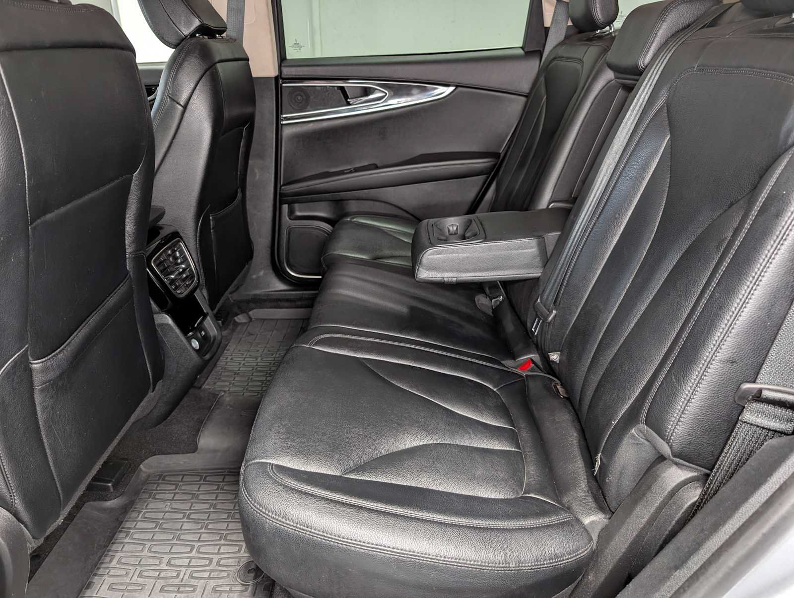 Certified 2023 Lincoln Nautilus AWD w/ Premium Package image 22