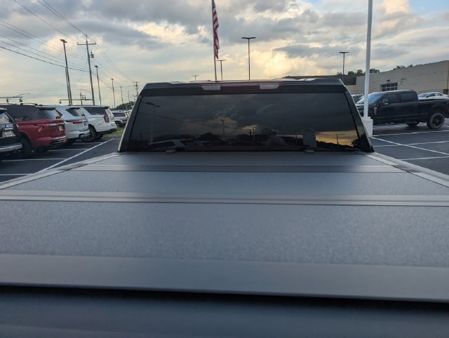 Used 2025 Chevrolet Silverado 1500 RST w/ Redline Edition AWD/4WD image 9