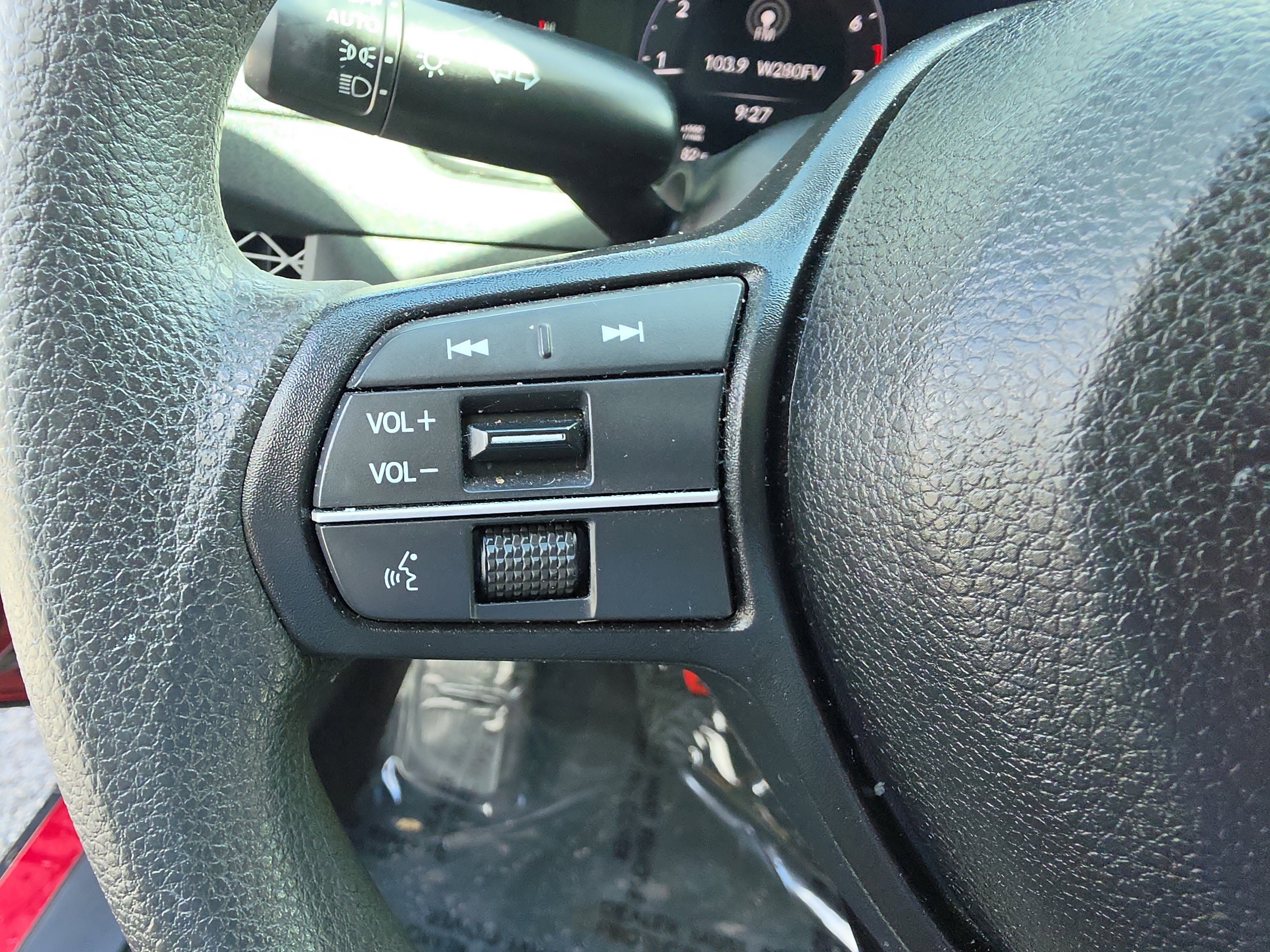 Certified 2025 Honda Accord SE image 19