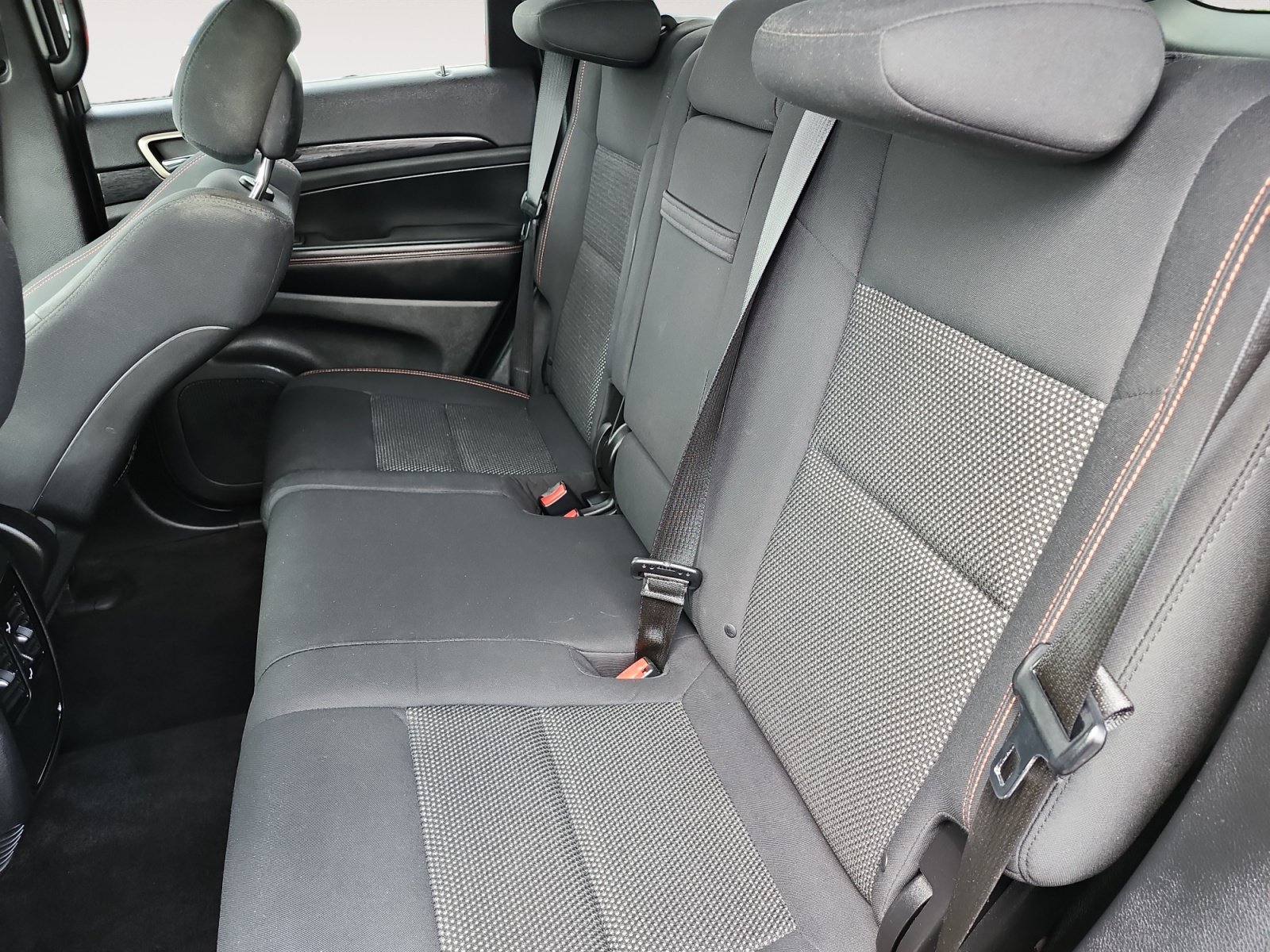 Used 2016 Jeep Grand Cherokee Laredo 75th Anniversary AWD/4WD image 12