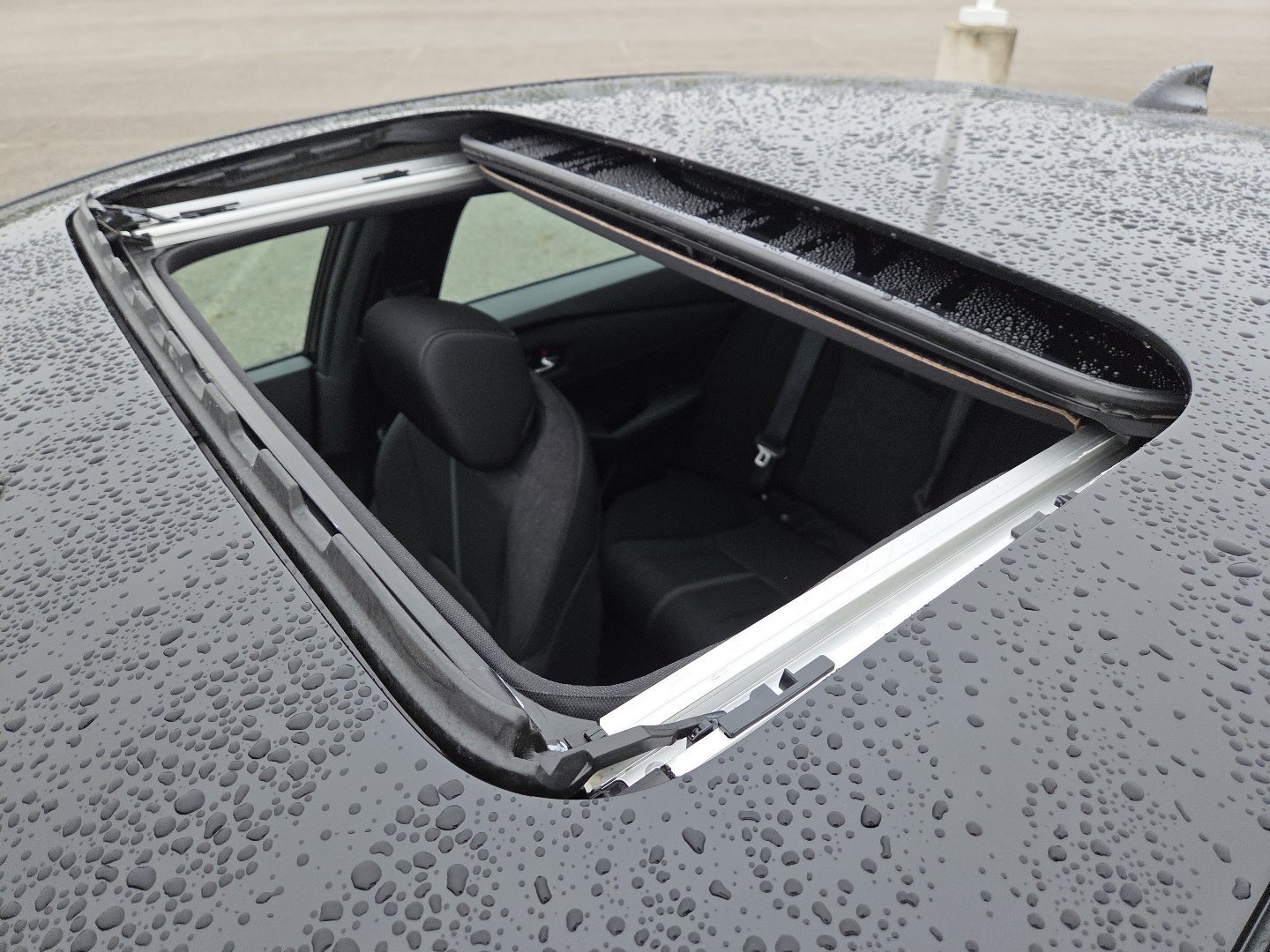Used 2024 Honda Accord Sport image 3