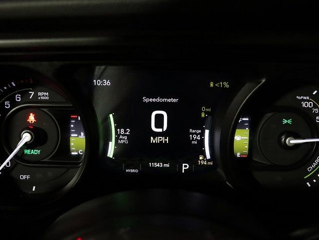 Used 2025 Jeep Wrangler Unlimited Sahara AWD/4WD image 18