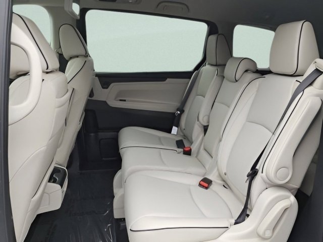 New 2026 Honda Odyssey Touring image 21