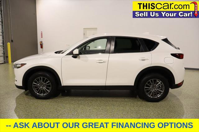 Used 2017 MAZDA CX-5 Touring image 4