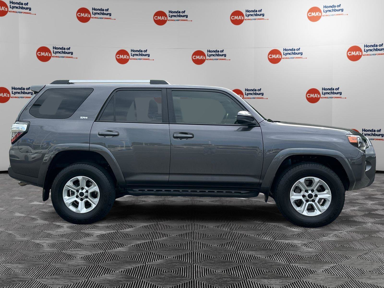 Used 2021 Toyota 4Runner SR5 AWD/4WD image 6