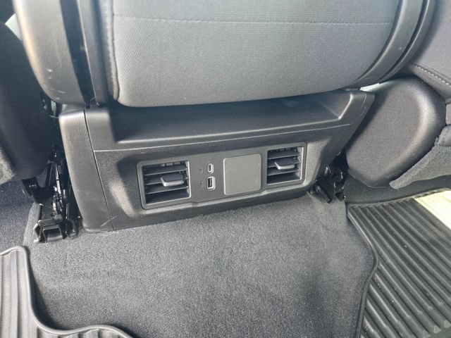 Used 2024 Chevrolet Silverado 1500 Custom AWD/4WD image 28