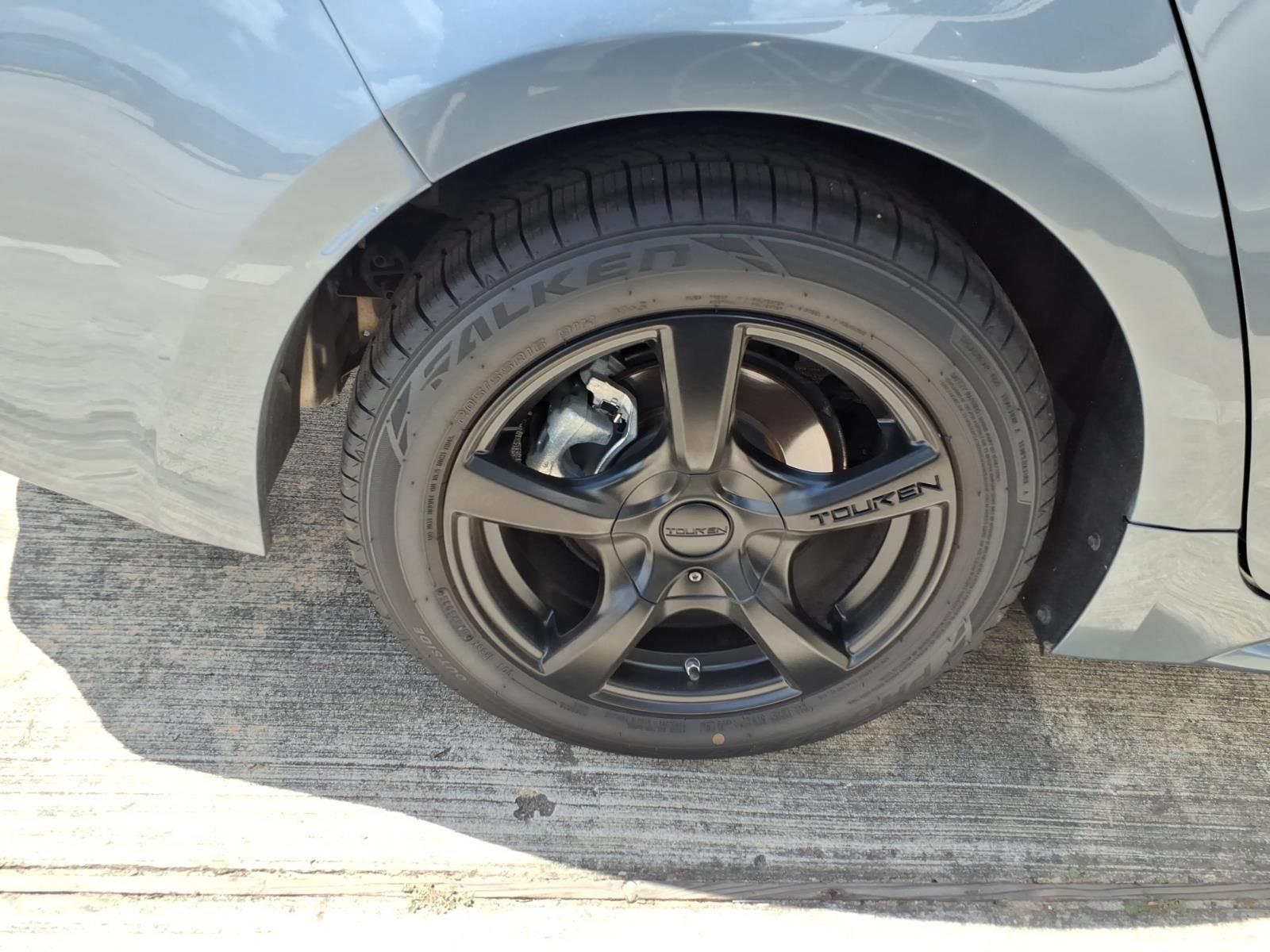 Used 2020 Toyota Corolla LE FWD image 9